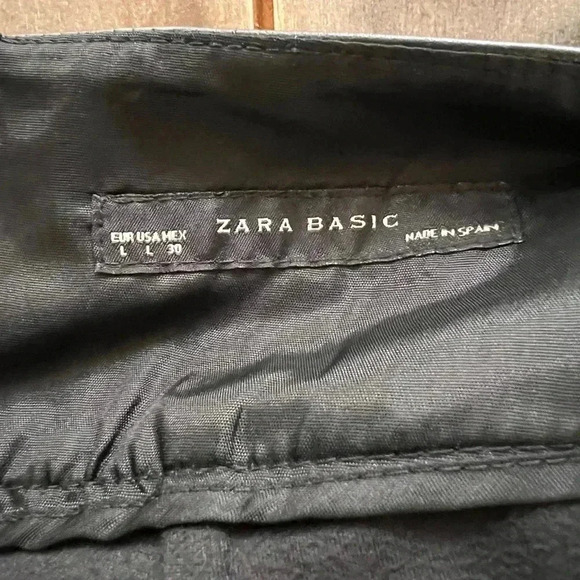 Zara basic black pleather pencil skirt • L • back slit - Picture 5 of 7